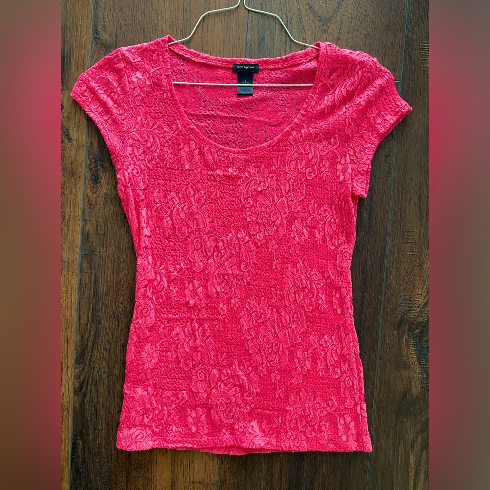 Ann Taylor Coral Lace top